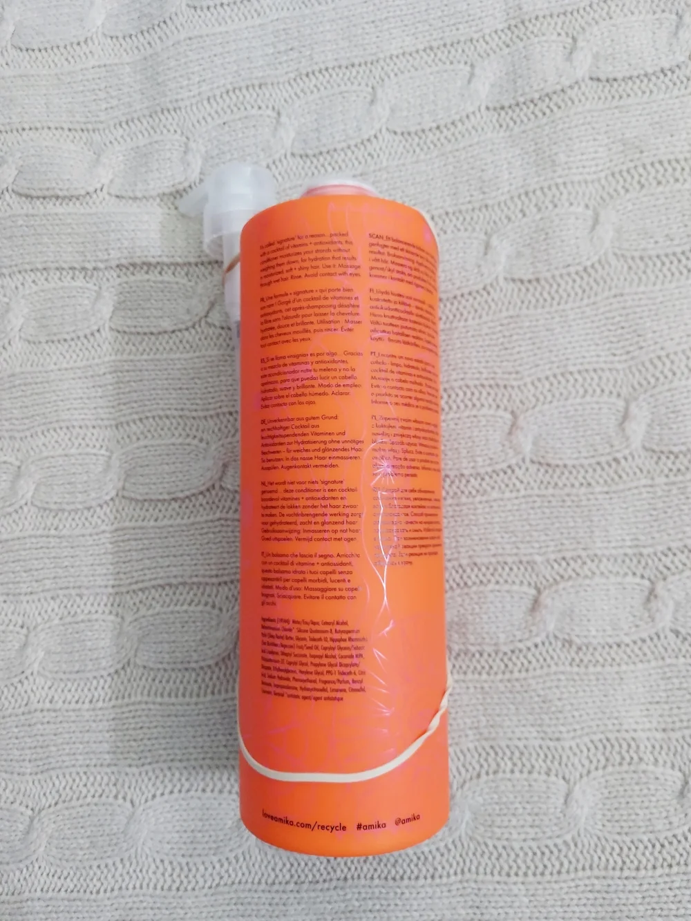 Amika Normcore Signature Conditioner 1 Liter Salon Size NWT Cruelty Free Preppy